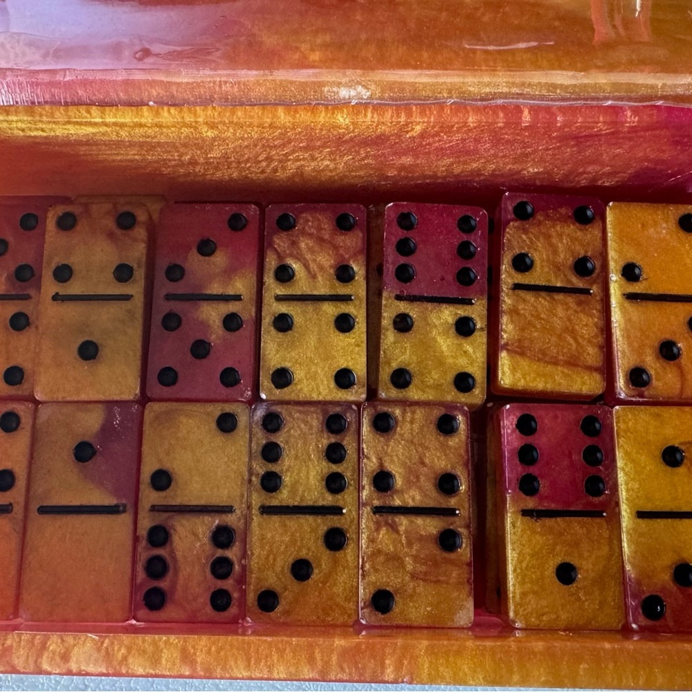 San Francisco Domino Set